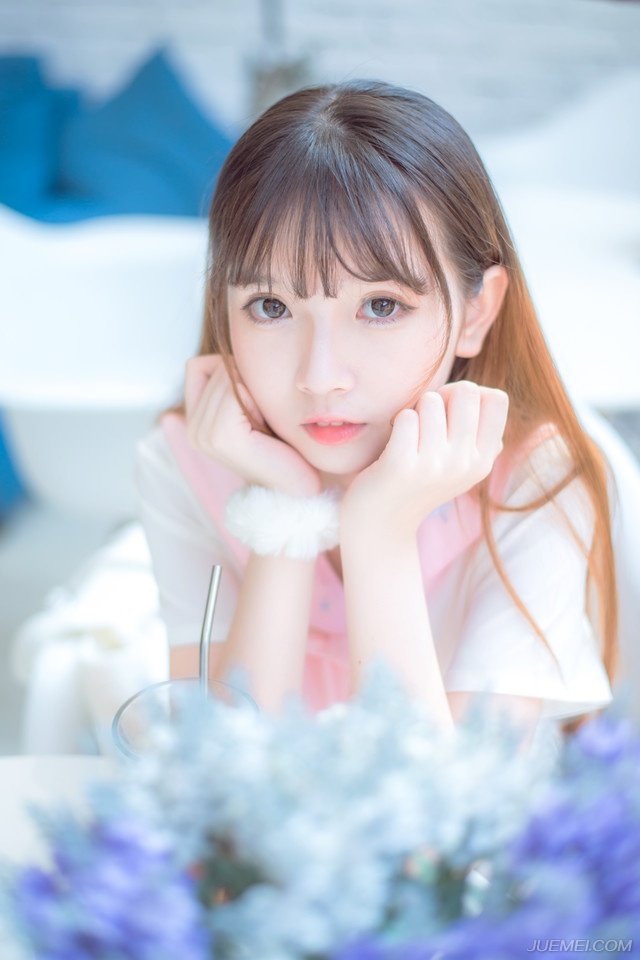 “嗷嗷嗷~”